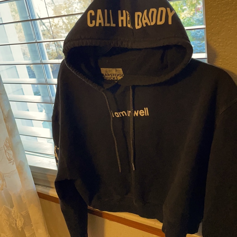 Barstool Sports Call Her Daddy Cropped Sweatshirt Size Medium